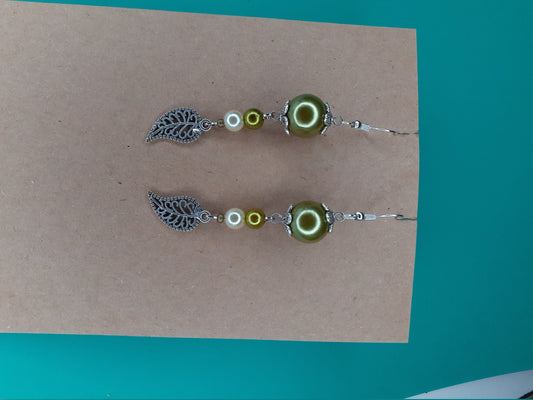 Pearl leaf dangle earrings- Green and silver