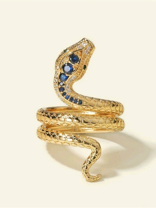 Zircon detailed snake design ring