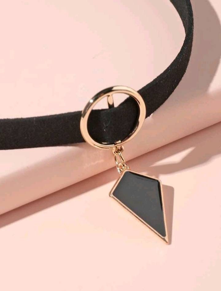 Black choker necklace for  women