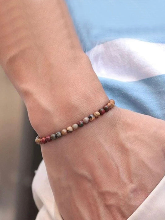 Minimalist beaded mens bracelet