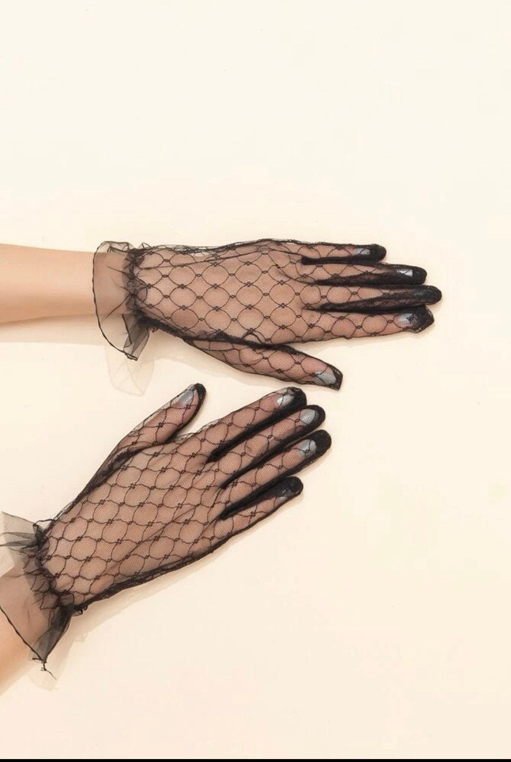 Lolita fashion gloves