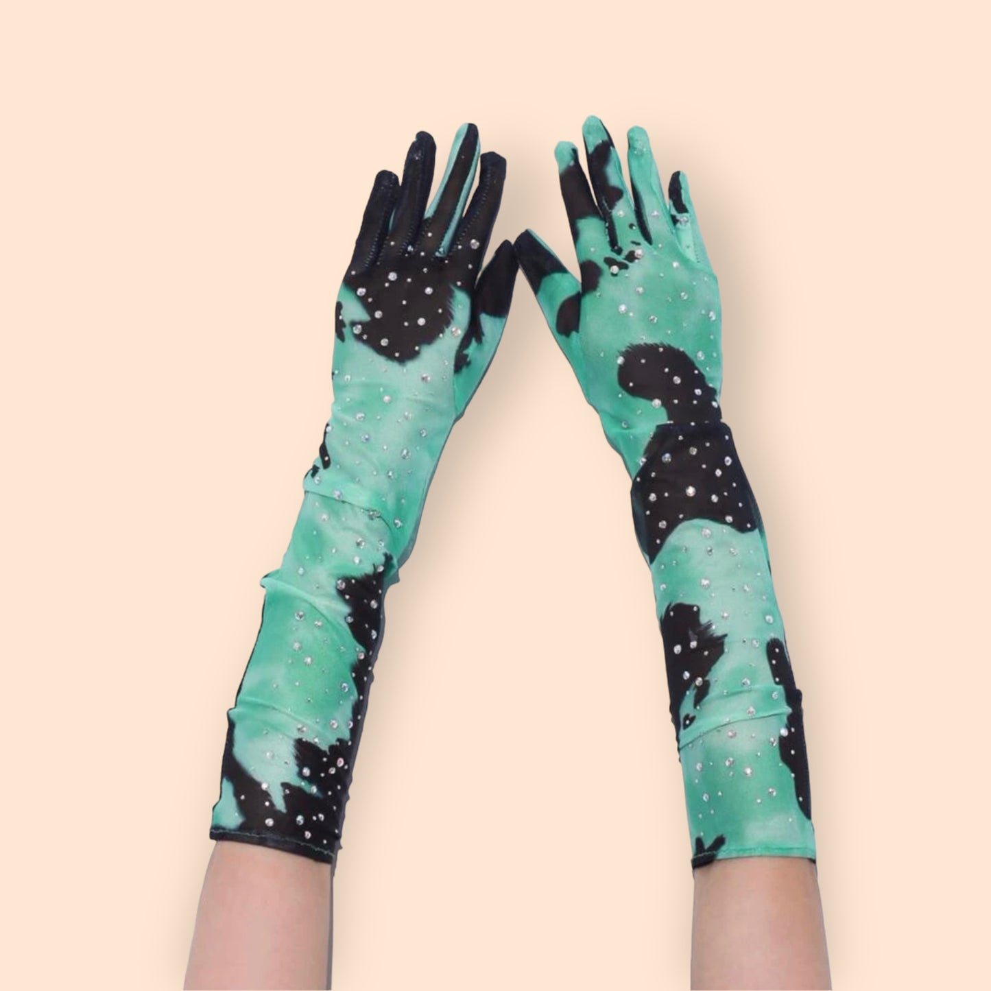 long multicolor gloves below the elbow